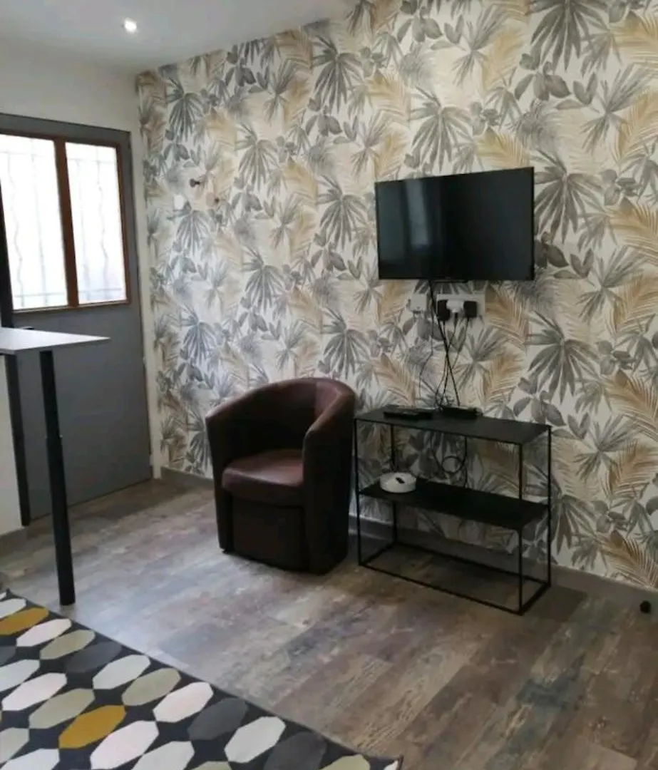 Apartment Charmant Petit Studio Au Calme Paris